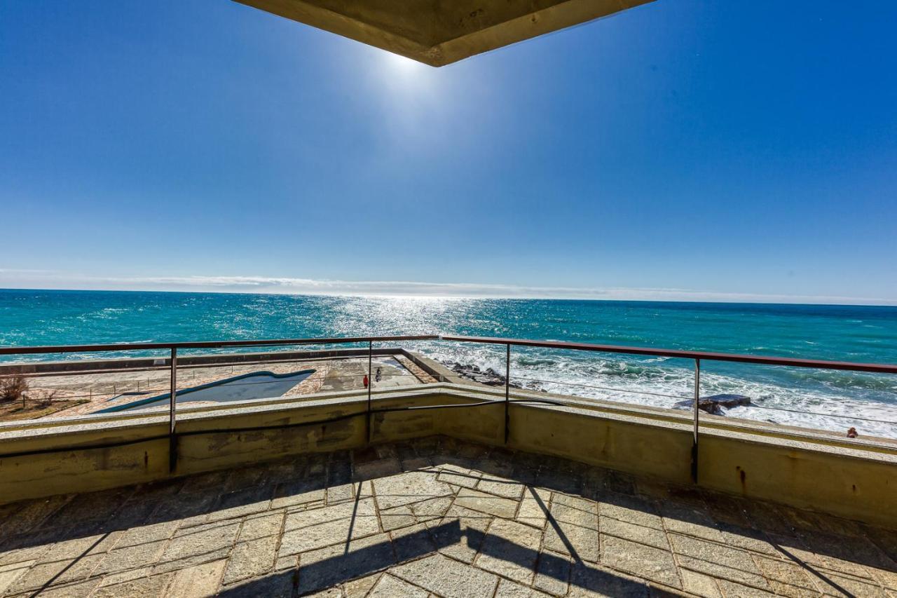 Ferienwohnung Casaviva - Grazioso Bilocale Sul Mare A Ospedaletti Exterior foto